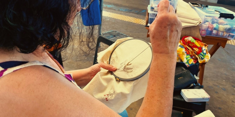 Projeto itinerante de bordados faz exposição de encerramento no Centro Cultural Casarão