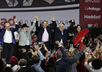 Haddad lança oficialmente em Campinas a candidatura ao governo do estado; veja imagens