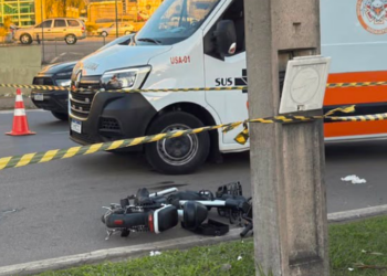 Mulher morre após acidente entre bicicleta elétrica e caminhão em Indaiatuba