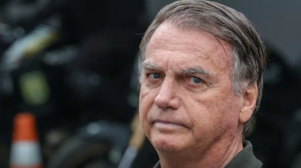 PGR defende que Bolsonaro seja mantido em prisão domiciliar
