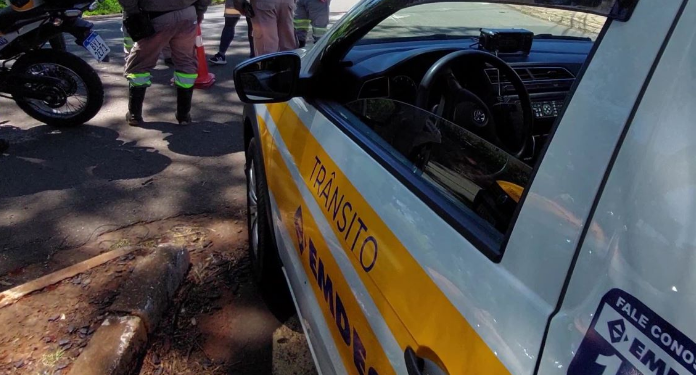 Emdec fecha nesta segunda trecho de rua no Cambuí para obras da rede de água