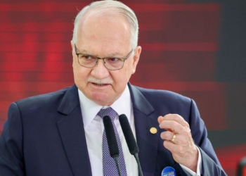 Fachin repudia fala de Milei contra Moraes e reafirma autonomia do STF