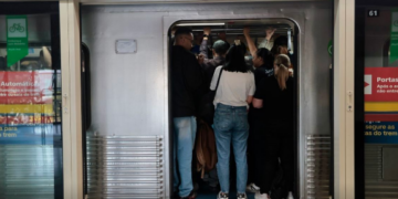 Termina a greve nas linhas de trens em São Paulo